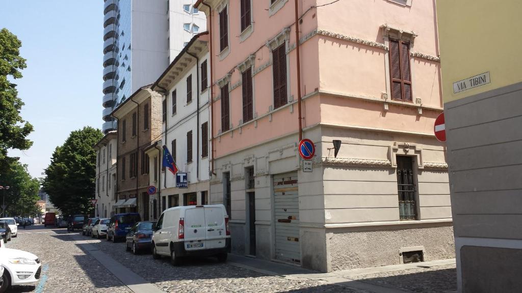 Hotel Astor Piacenza Zewnętrze zdjęcie
